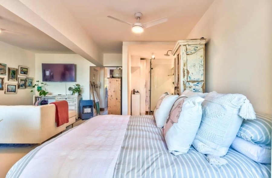1 Bedroom Property for Sale in Mouille Point Western Cape